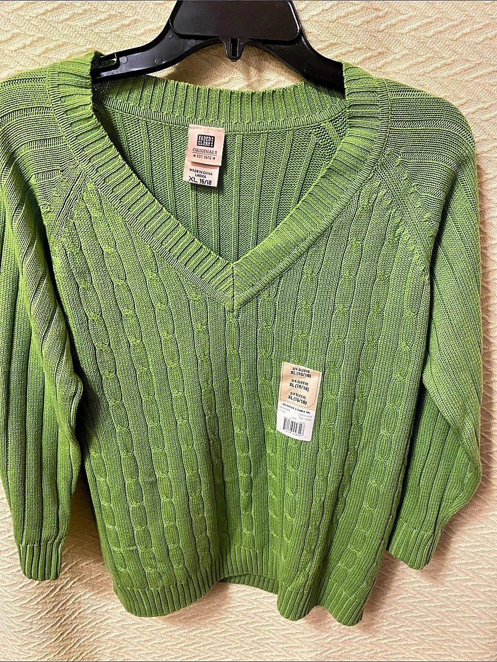 Faded Glory V-Neck Cable Knit Sweater Green XL NWT
